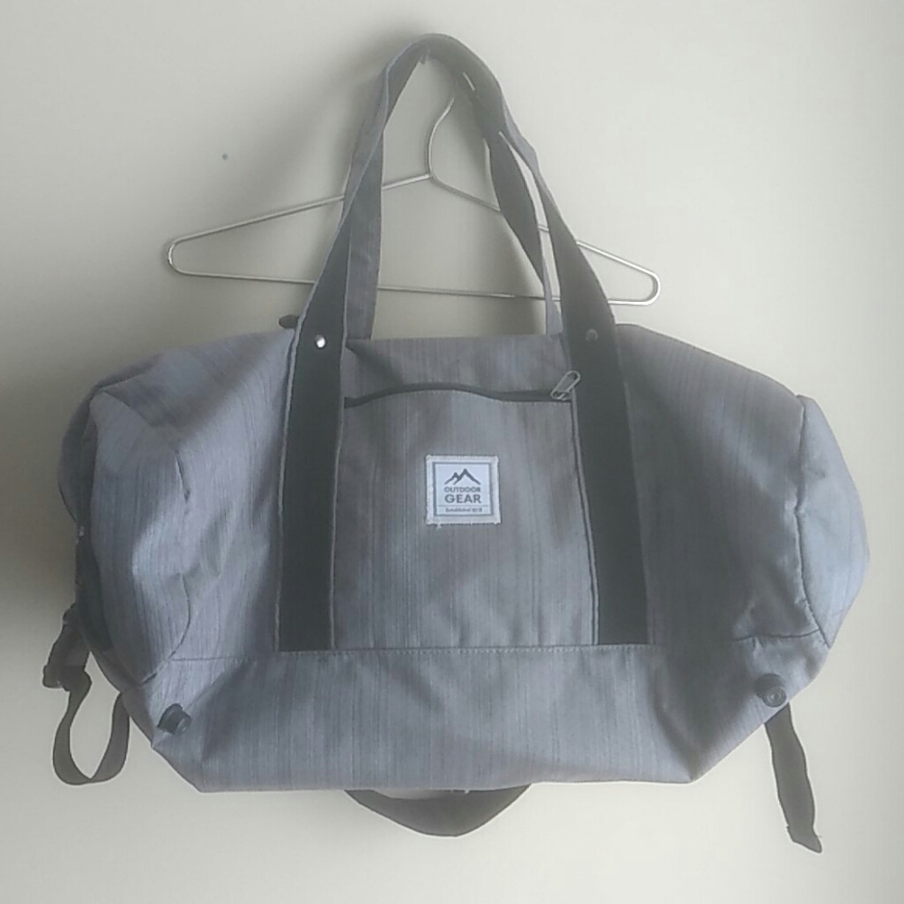 Outdoor Gear duffle with upgrade shoulder strap